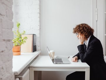 注冊新加坡公司后必須年審嗎？官方規定全解析