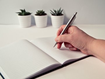 立足香港，輻射全球，助您打造國際品牌